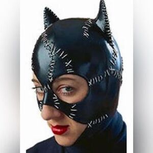 DC Comics 2014 (based on 1992 Cat Woman) Rubber Cat Woman Mask